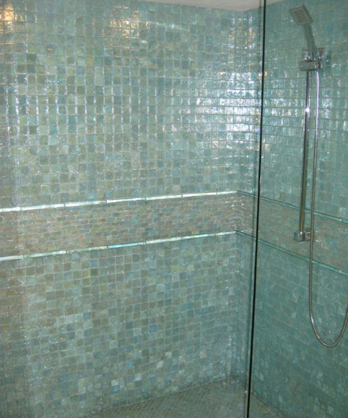 Paradise Glass and Mirror offers Mold Cleanup Tips in Port Royal and Naples, FL